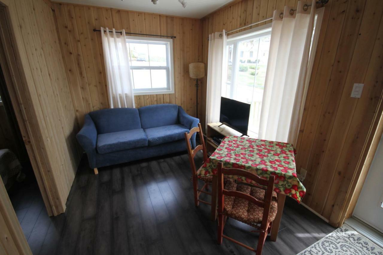 Tadou-Shack Villa Tadoussac Exteriör bild